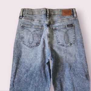 Calvin Klein Vintage Light Blue Straight-Leg Jeans